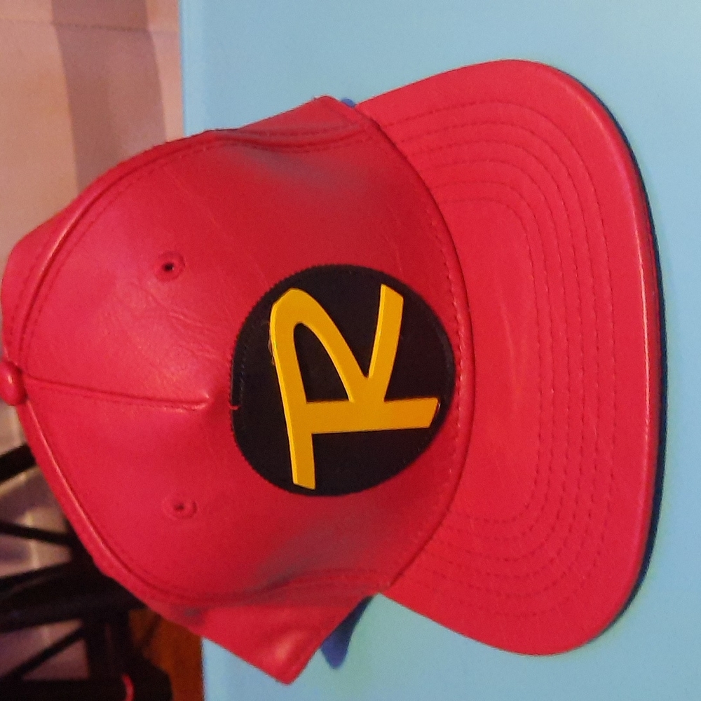 DC Comic Robin Red Leather Snapback